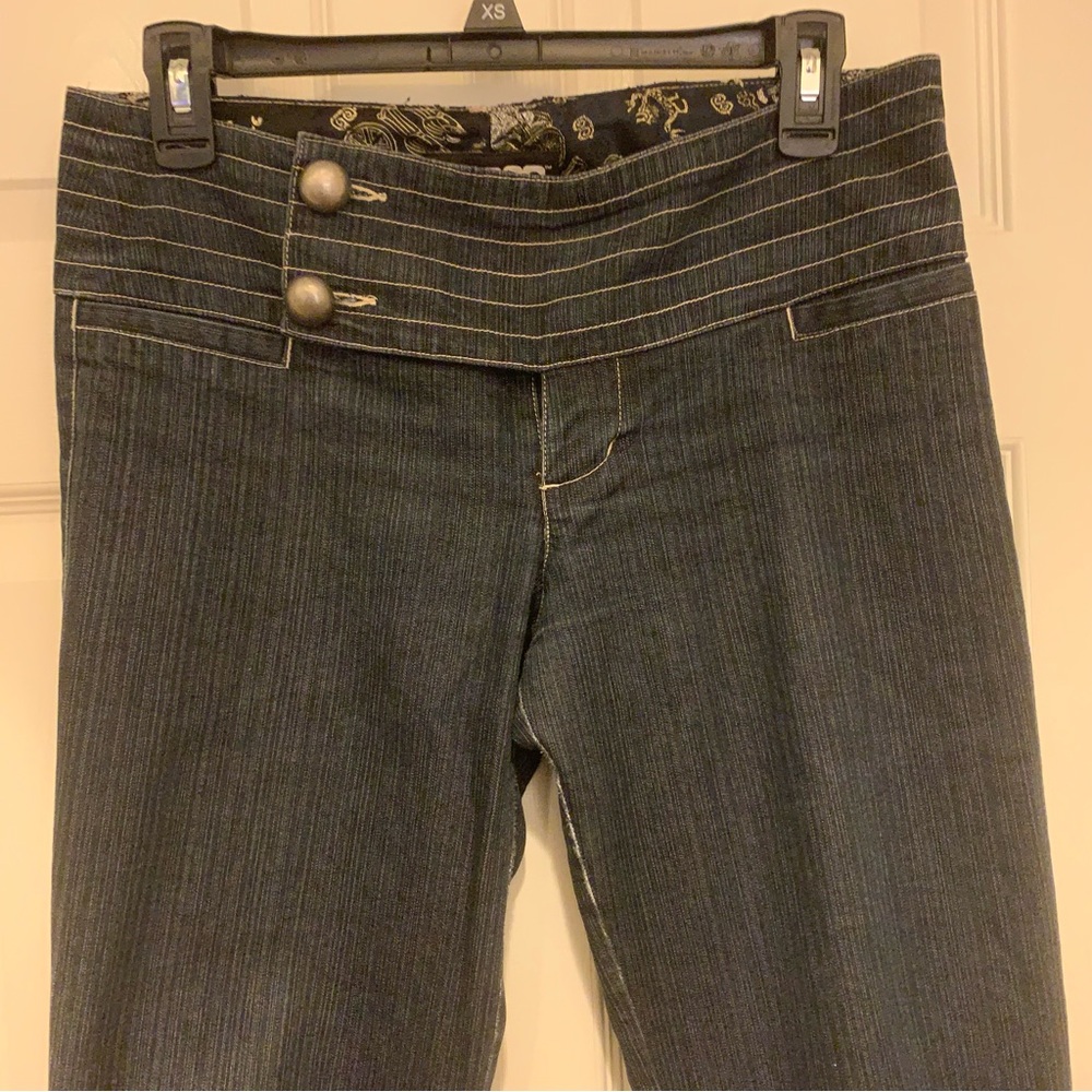 Stylish Dark Blue Women's Jeans - Picture 3 of 12